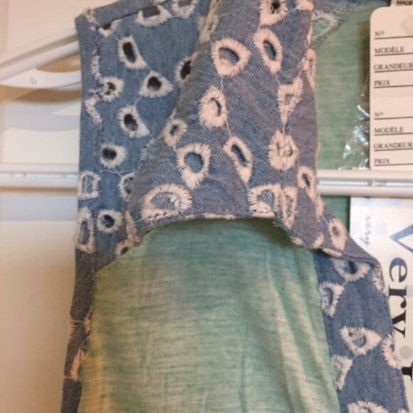 Long sleeveless blouse - Picture 3 of 7